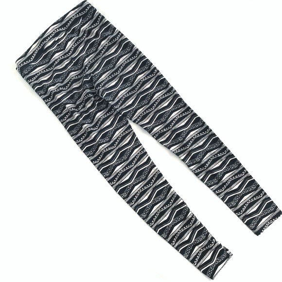 PINK Victoria's Secret VS Dog Small Black White Cotton Geometric Leggings - Picture 6 of 10